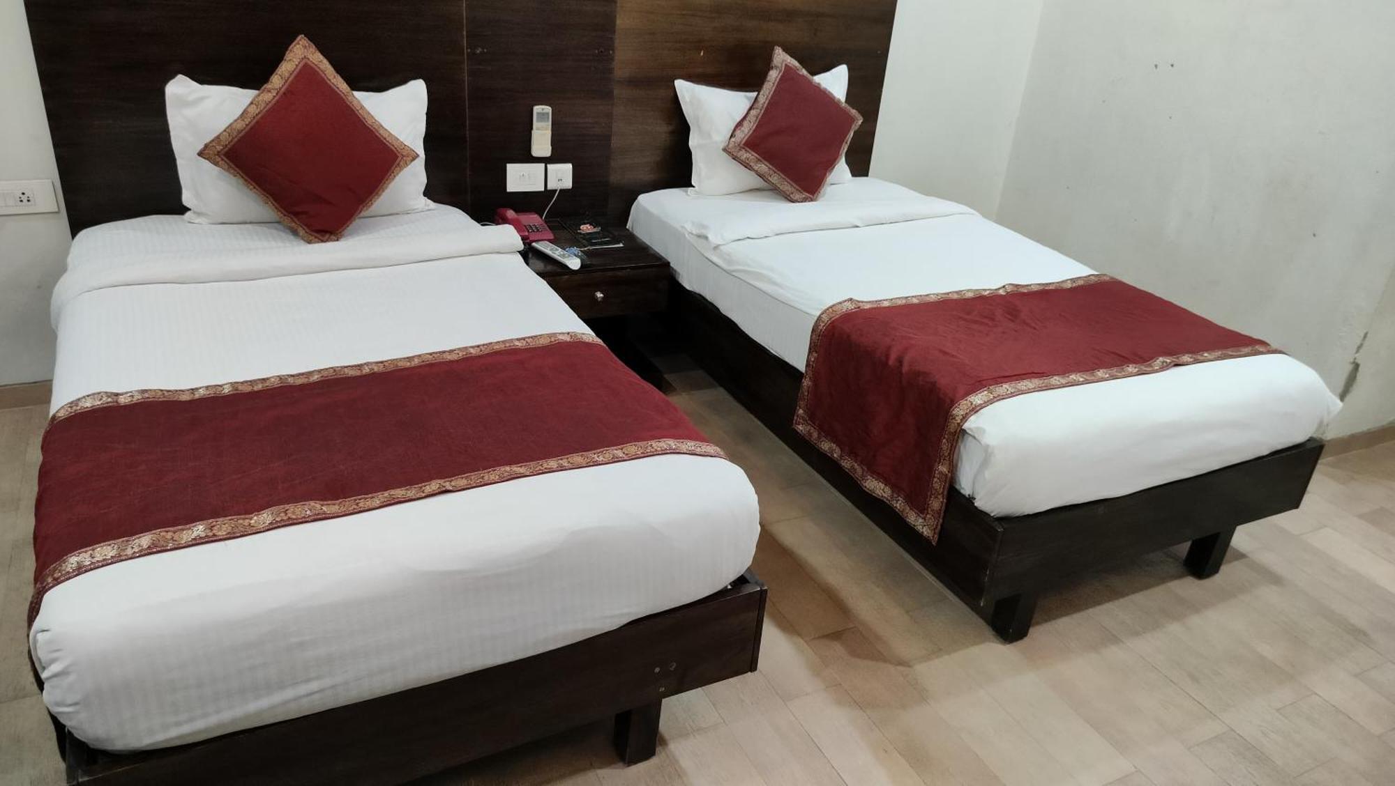 66 Residency-Boutique City Centre Hotel Jaipur Extérieur photo