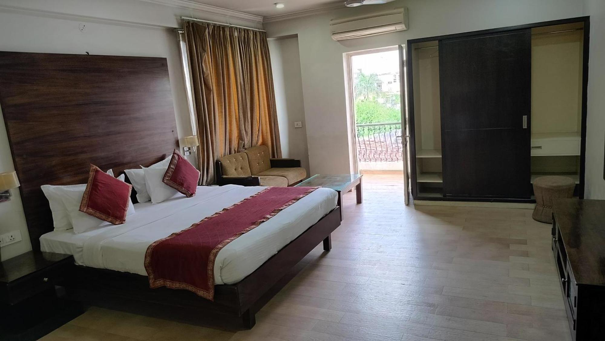 66 Residency-Boutique City Centre Hotel Jaipur Extérieur photo